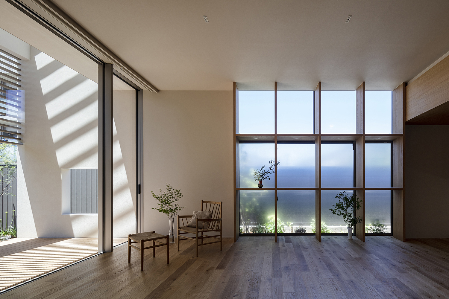 カーテンレスで暮らす家_リビング | 横浜 建築設計事務所 建築家|